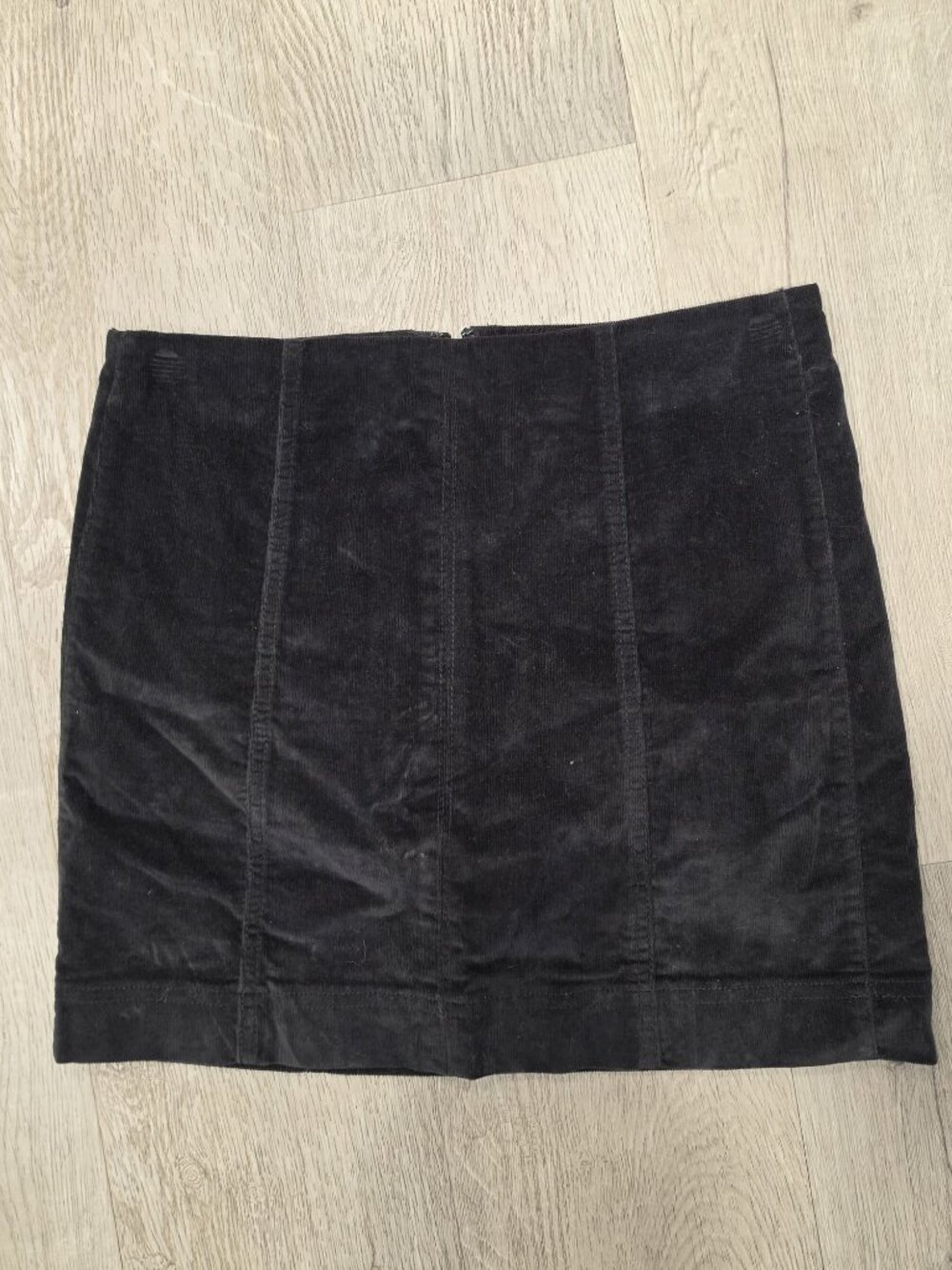 Black Corduroy Mini Skirt With Back Zipper By Jolt Size 27W